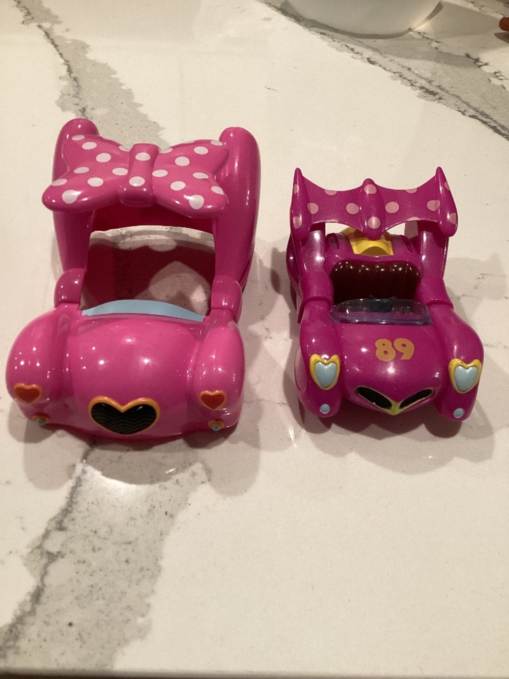 Disney Minnie Mouse Transforming Roadster Racer Car - Snaps Together! Pull back